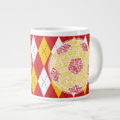 サッカーボールタイポグラフィカップ ジャンボコーヒーマグカップ (正面右)