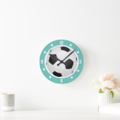 サッカーボールティール（緑がかった色）ブルーブラックとホワイト ラウンド壁時計 (ホーム)