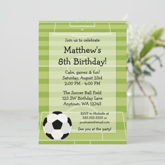 サッカーボールフィールド子供の誕生日パーティー 招待状 (スタンド正面)