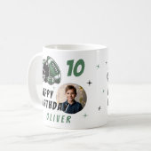 サッカーボールヘルメットマンガートフォト誕生日 コーヒーマグカップ (正面左)