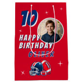 サッカーボールヘルメットマンガートフォト誕生日 ミディアムペーパーバッグ (裏面)