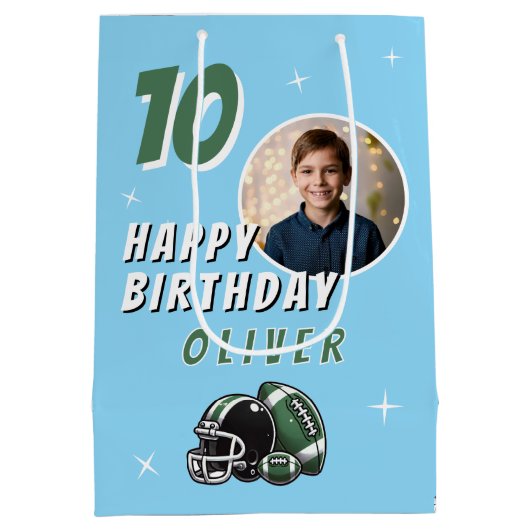 サッカーボールヘルメットマンガートフォト誕生日 ミディアムペーパーバッグ (裏面)