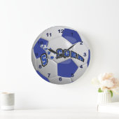 サッカーボール |濃い青 ラージ壁時計 (ホーム)