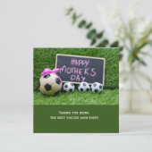 サッカーマザーズデーのボールと緑の芝生のカード シーズンカード (スタンド正面)