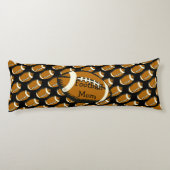 サッカーマママブラウンアンドブラックスポーツ抱き枕 ボディピロー (裏面)
