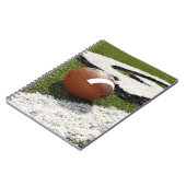 サッカー場のゴールラインで ノートブック (左側)