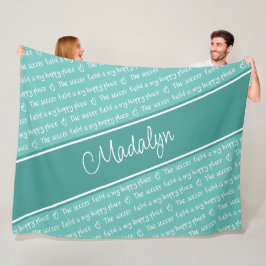 サッカー場は私の幸せな場所ティール(緑がかった色)白 フリースブランケット