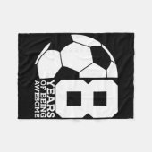 サッカー大好き！8歳の誕生日おめでとう フリースブランケット (正面(横))