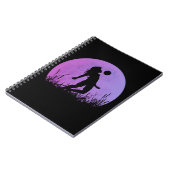 サッカー女子のシルエット ノートブック (左側)