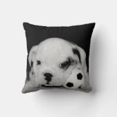"サッカー子犬"の英国のブルドッグ クッション (裏面)