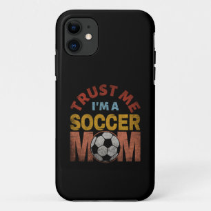 サッカー母ちゃんですから信じてください iPhone 11 ケース