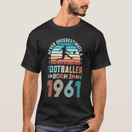 サッカー生まれ1961年サッカー60位誕生日 Tシャツ (正面)