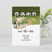 サッカー結婚をテーマにしたグリーンのボール 招待状 (スタンド正面)