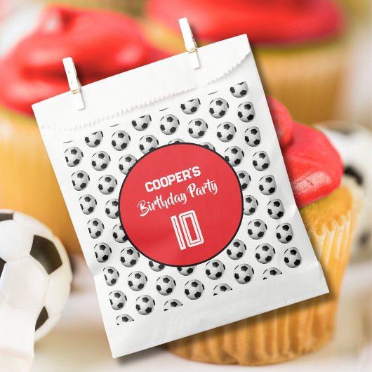 サッカー誕生日パーティーの赤い少年 フェイバーバッグ