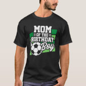 サッカー誕生日ママ – ボーイズサッカー誕生日 Tシャツ (正面)