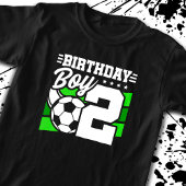 サッカー誕生日- 2歳の少年 – 2歳の誕生日 Tシャツ
