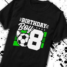 サッカー誕生日- 8歳の少年 – 8誕生日 Tシャツ