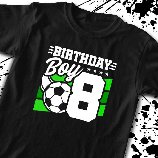 サッカー誕生日- 8歳の少年 – 8誕生日 Tシャツ