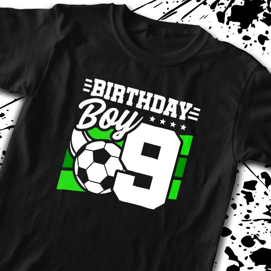 サッカー誕生日- 9歳の少年 – 9誕生日 Tシャツ