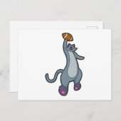 サッカー選手としてプレーする猫とサッカーボール ポストカード (正面/裏面)