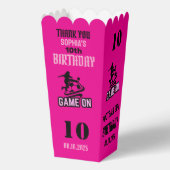 サッカー選手の女の子，サッカー女子チームの好意ボックス フェイバーボックス (裏面)