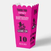 サッカー選手の女の子，サッカー女子チームの好意ボックス フェイバーボックス (正面)