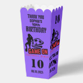 サッカー選手の女の子，サッカー女子チームの好意ボックス フェイバーボックス (正面)