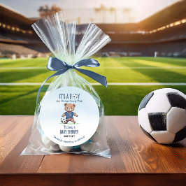 サッカー選手の赤ちゃんシャワーを心待ちにしている男の子だ ラウンドシール