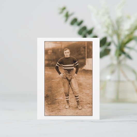 サッカー選手1900年代初期のヴィンテージ男性写真 ポストカード (スタンド正面)