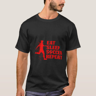 サッカー食べ選手のためのスリープサッカーのリピート贈り物 Tシャツ