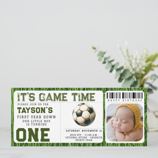 サッカー1年目を終える1歳の誕生日チケット写真 招待状 (スタンド正面)