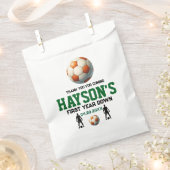サッカー1年目を終える1歳の誕生日パーティー フェイバーバッグ (クリップ留めされた状態)