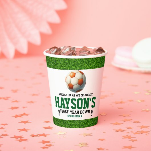 サッカー1年目を終える1歳の誕生日パーティー 紙コップ (インサイチュ)