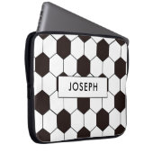 サッカー |サッカーパターンのカスタマイズ |独自の名前 ラップトップスリーブ (正面右)
