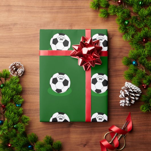 サッカー、サッカーボール（名前と番号あり） ラッピングペーパー (クリスマスギフト)