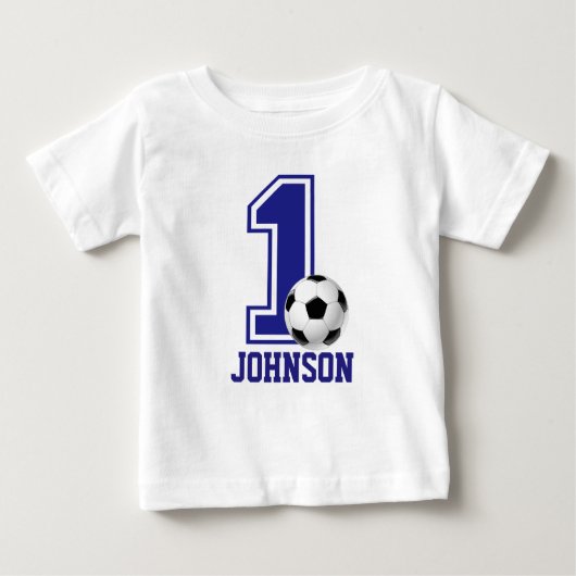サッカー，サッカー，誕生日の男の子パーソナライズされた ベビーTシャツ (正面)