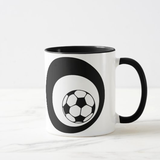 サッカー。黒い円。 マグカップ (右)