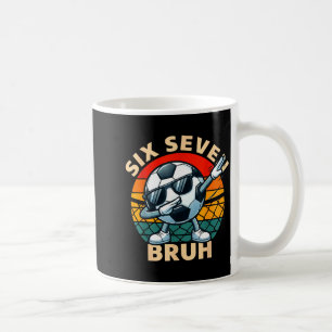 サッカー 67 シックス セブン ブルー ダブ ミーム おもしろ かっこいい レトロ コーヒーマグカップ