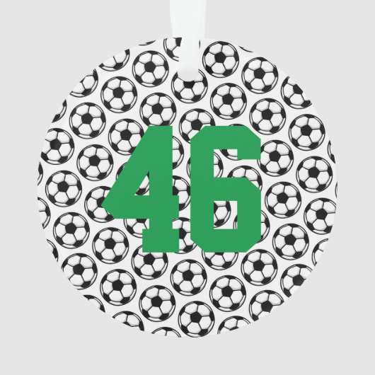サッカーMOMスポーツ選手ナンバボールおもしろい オーナメント (裏面)