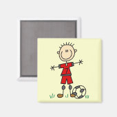 サッカーTシャツとギフトの赤い男の子 マグネット (正面/裏面)