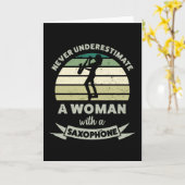 サックスのプレゼントおもしろいを母に持つ女性 カード (黄色い花)