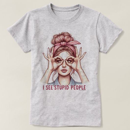 サッシーなレトロガールTシャツ – 馬鹿な人を見る Tシャツ (デザイン正面)