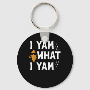 サツマイモ愛のデザイン「I Yam What I Yam」 キーホルダー