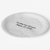 サテンの白と銀のレースと真珠 ペーパープレート (アングル)