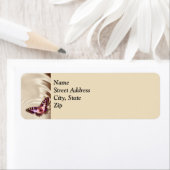 サテンの背景の蝶 ラベル (インサイチュ)