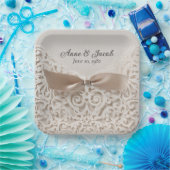 サテンバウ記念日のレース ペーパープレート (パーティー)