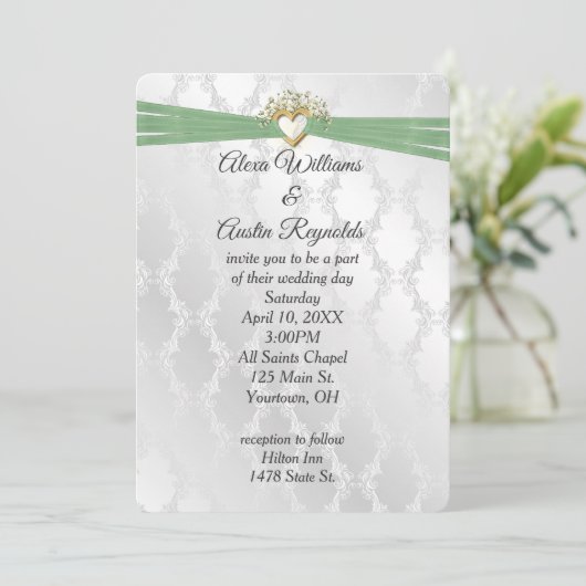 サテン結婚のハートのセージ緑のリボン 招待状 (スタンド正面)