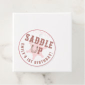 サドルアップピンク女性のカーボーイ誕生日メッセージカード フェイバータグ (インサイチュ)