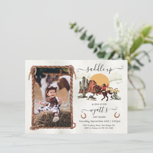 サドルアップファーストRodeoカウボーイフォトバースデーパーティー 招待状 (スタンド正面)