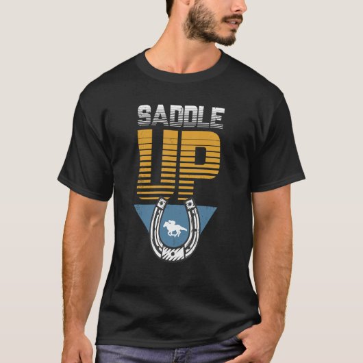 サドルアップ馬蹄馬術鞍馬 Tシャツ (正面)